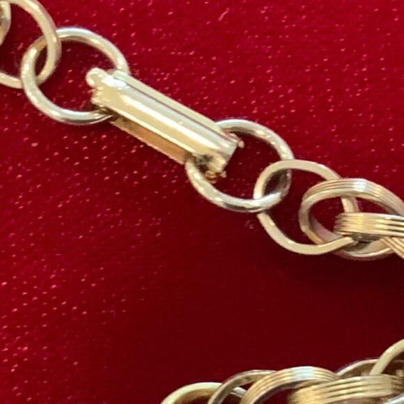 Vintage Charm Bracelet - Picture 2 of 4